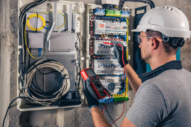 Best Licensed Electrician  in Richnd Heights, MO